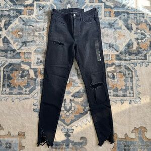 NWT American Eagle Outfitters Distressed Black Hi-Rise Jegging Size 6